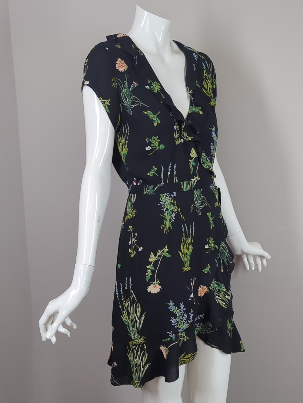 Sunday Best Black Floral Wrap Mini Dress Ruffles Summer Vacation Small - Picture 4 of 9
